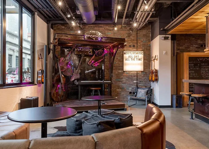 Hotel with Tennis: Moxy Nashville Downtown
